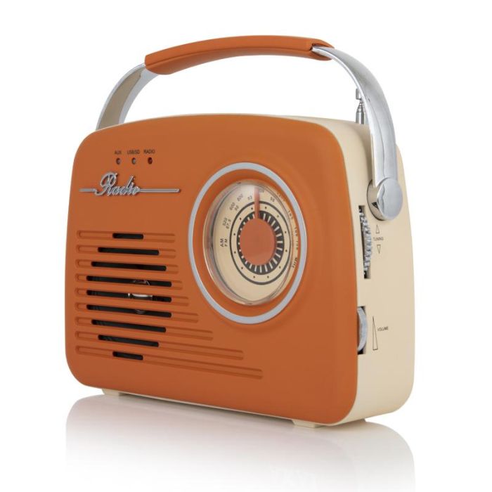 Akai A60015 Vintage Retro Radio AM/FM Alarm Clock - Black - Kettle